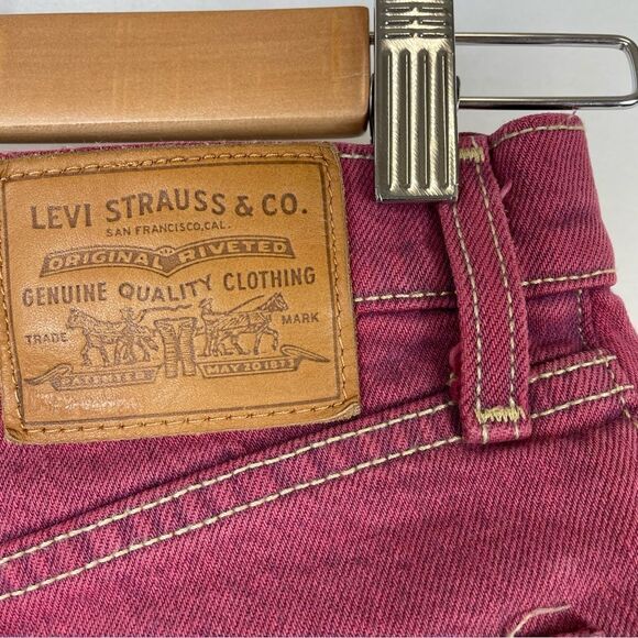 LEVI'S Women's Premium Ribcage Cut Off Shorts Size 24 pink - Picture 11 of 15